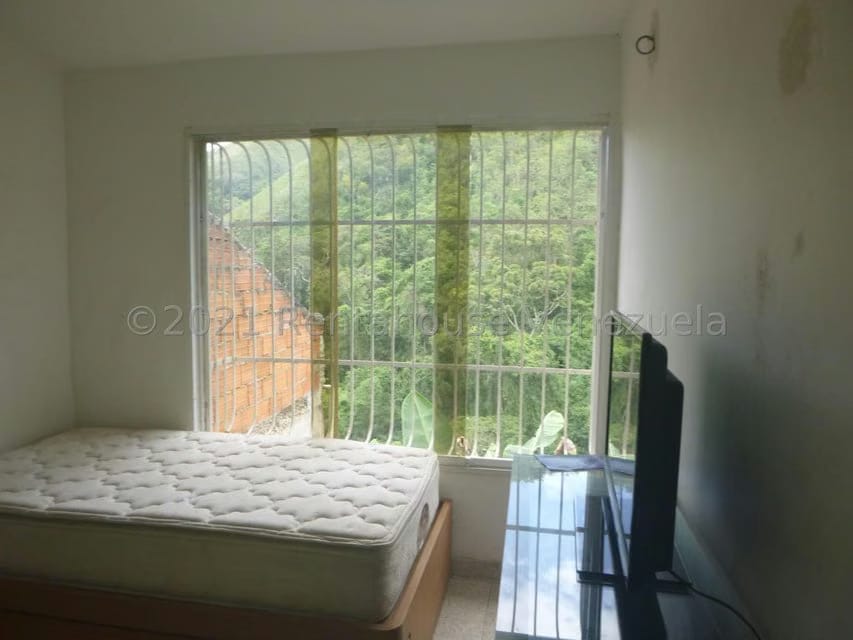 Casa (Duplex) en Venta en Club de Campo, Miranda - 10