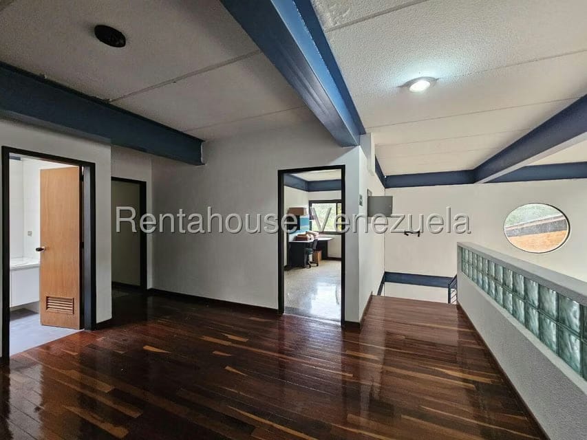 Comercial (Edificio) en Venta en Caicaguana, Distrito Metropolitano - 48