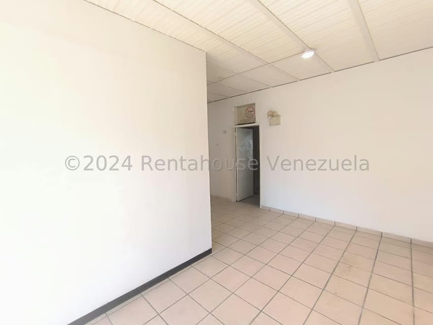 Comercial (Local Comercial) en Venta en La Encrucijada, Aragua - 4