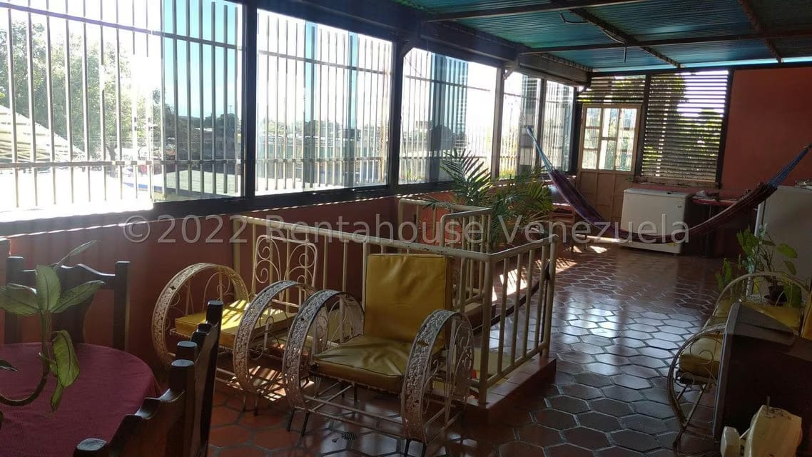 Comercial (Local Comercial) en Venta en Los Guayos, Carabobo - 24