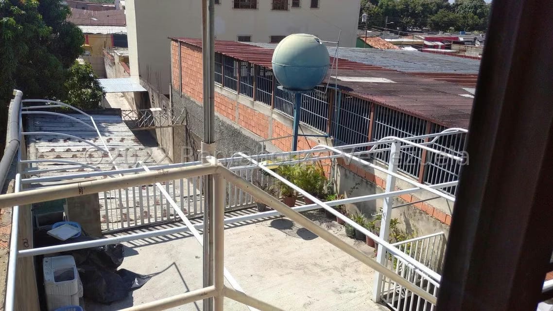 Comercial (Local Comercial) en Venta en Los Guayos, Carabobo - 25