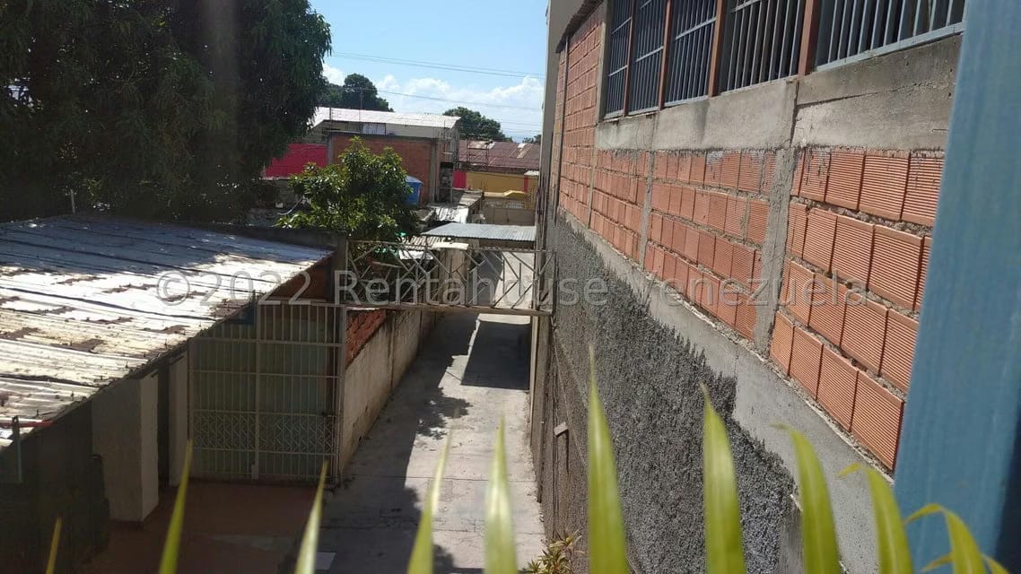 Comercial (Local Comercial) en Venta en Los Guayos, Carabobo - 27