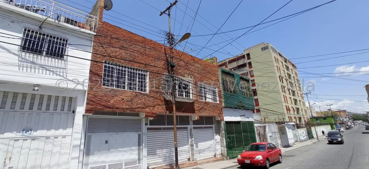 Casa (Multipes Niveles) en Venta en Centro, Lara - 3