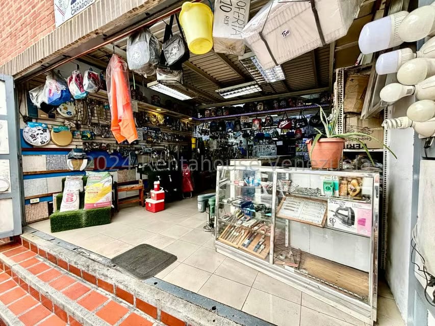 Comercial (Local Comercial) en Venta en Los Rosales, Distrito Metropolitano - 4