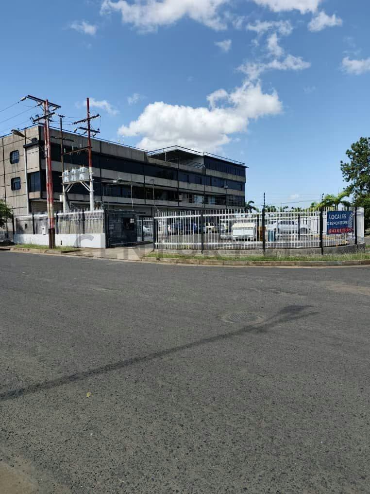 oficina o local en alquiler Puerto Ordaz, Los Pinos Avenida principal - 2