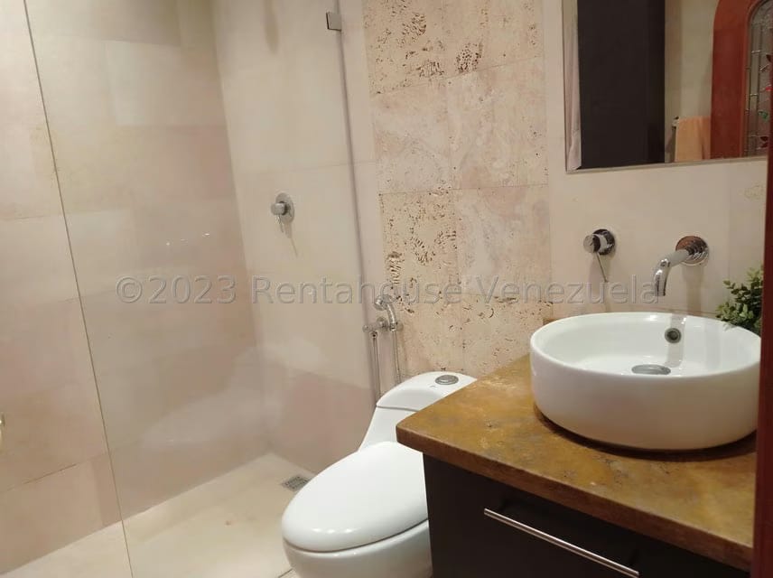 Casa (1 Nivel) en Venta en Parque Residencial Don Juan, Aragua - 33