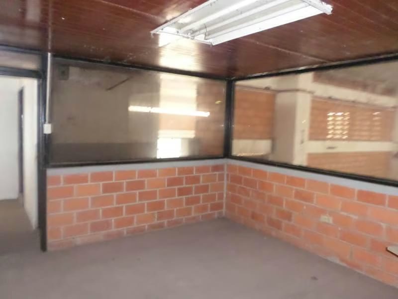Comercial (Galpon - Deposito) en Venta en Centro, Aragua - 29