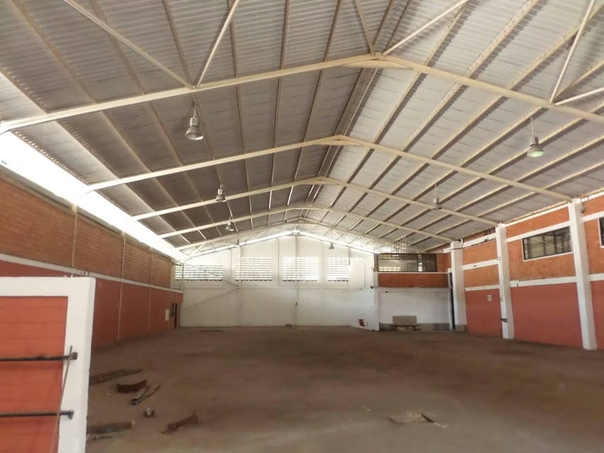 Comercial (Galpon - Deposito) en Venta en Centro, Aragua - 38