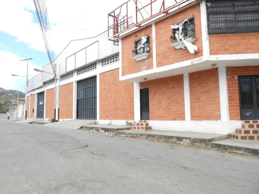 Comercial (Galpon - Deposito) en Venta en Centro, Aragua - 7