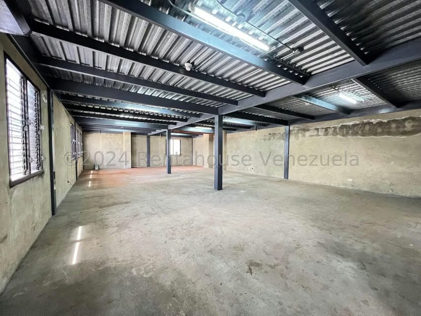 Comercial (Local Comercial) en Alquiler en Petare, Distrito Metropolitano - 6