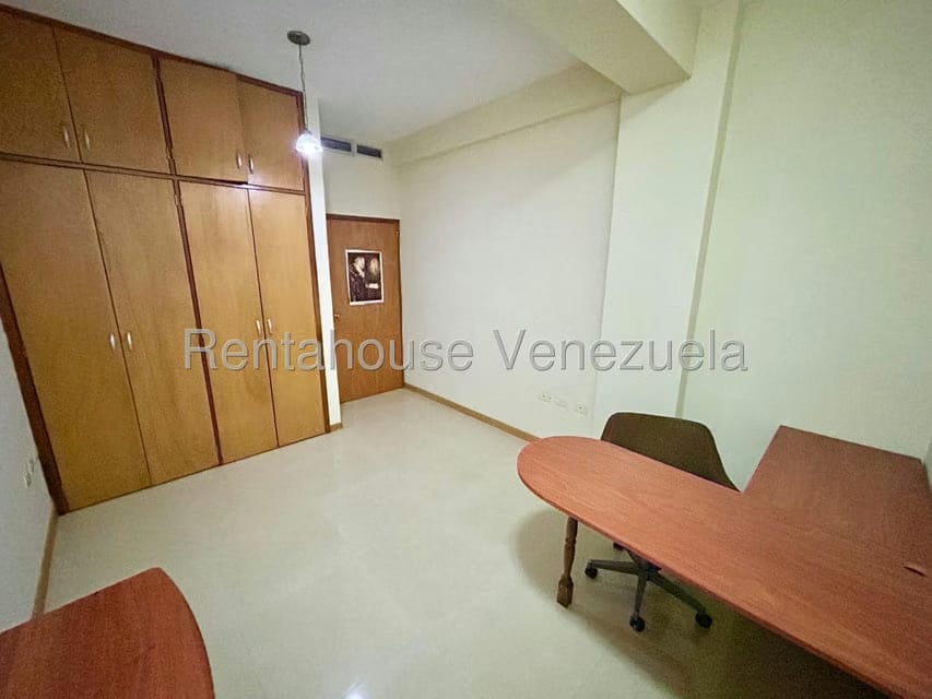 Apartamento (1 Nivel) en Venta en Del Este, Lara - 24