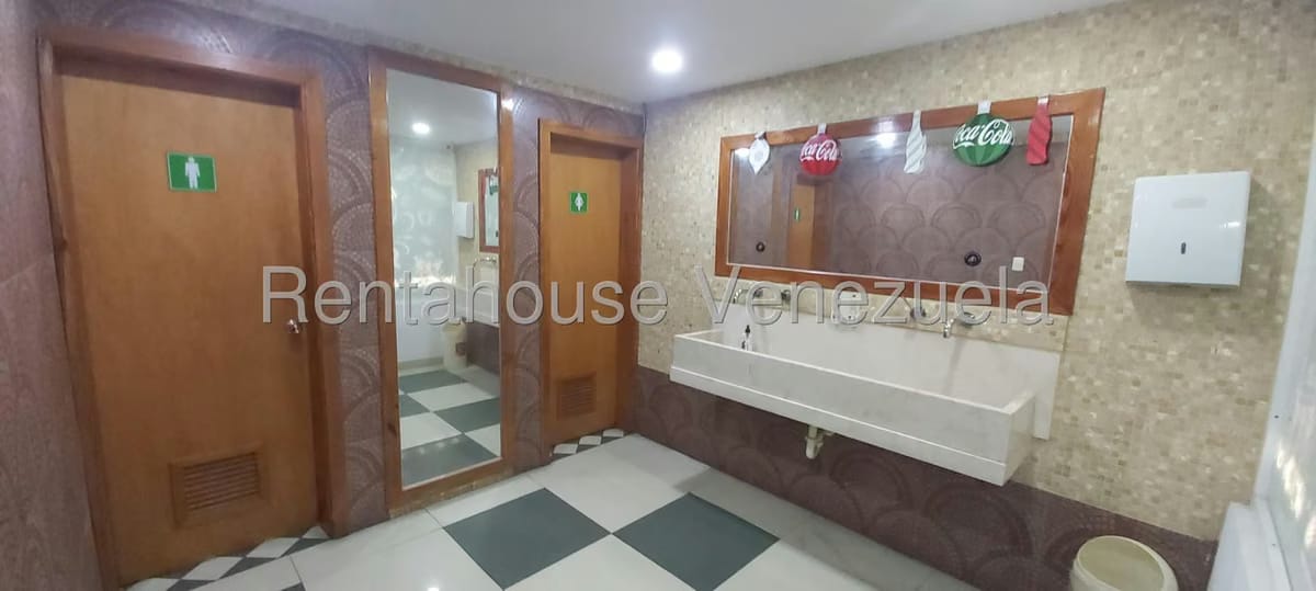 Comercial (Local Comercial) en Venta en Playa Moreno, Nueva Esparta - 11