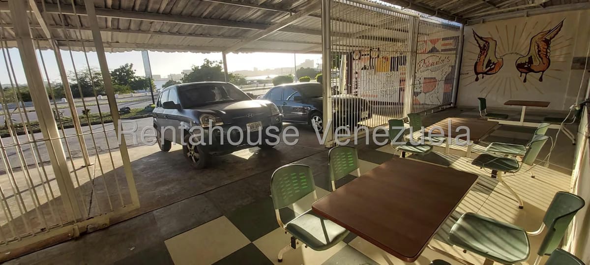 Comercial (Local Comercial) en Venta en Playa Moreno, Nueva Esparta - 3