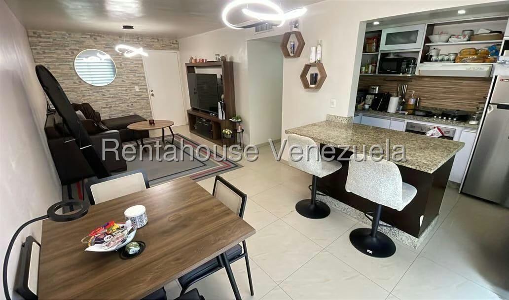 Apartamento (1 Nivel) en Venta en Sabanamar, Nueva Esparta - 3