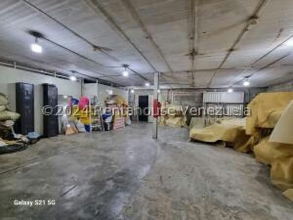 Comercial (Local Comercial) en Venta en Los Rosales, Distrito Metropolitano