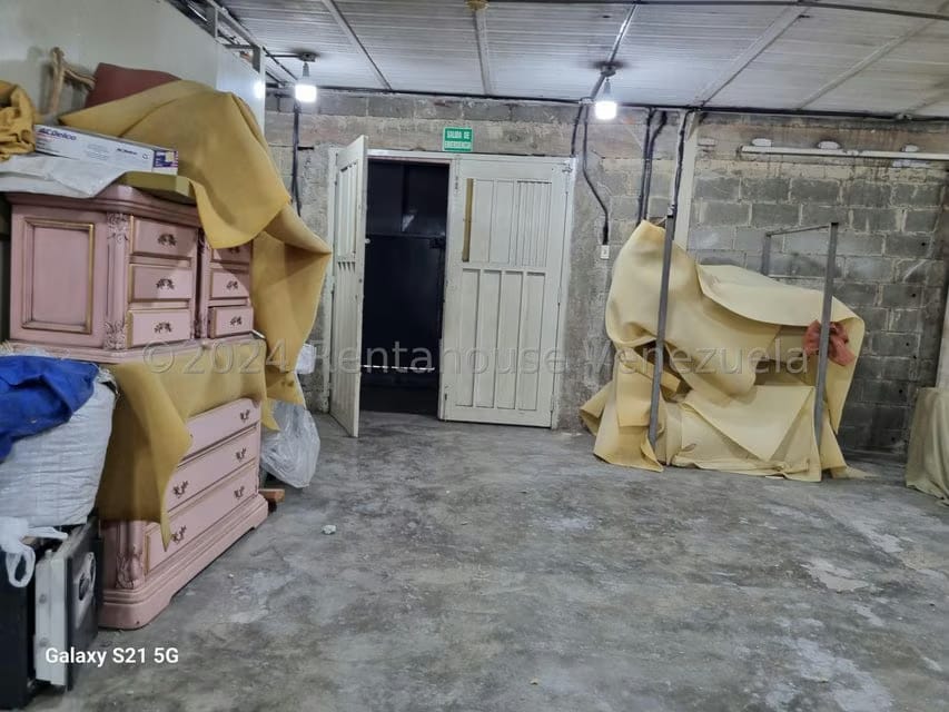Comercial (Local Comercial) en Venta en Los Rosales, Distrito Metropolitano - 14
