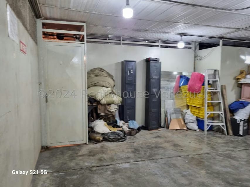 Comercial (Local Comercial) en Venta en Los Rosales, Distrito Metropolitano - 16