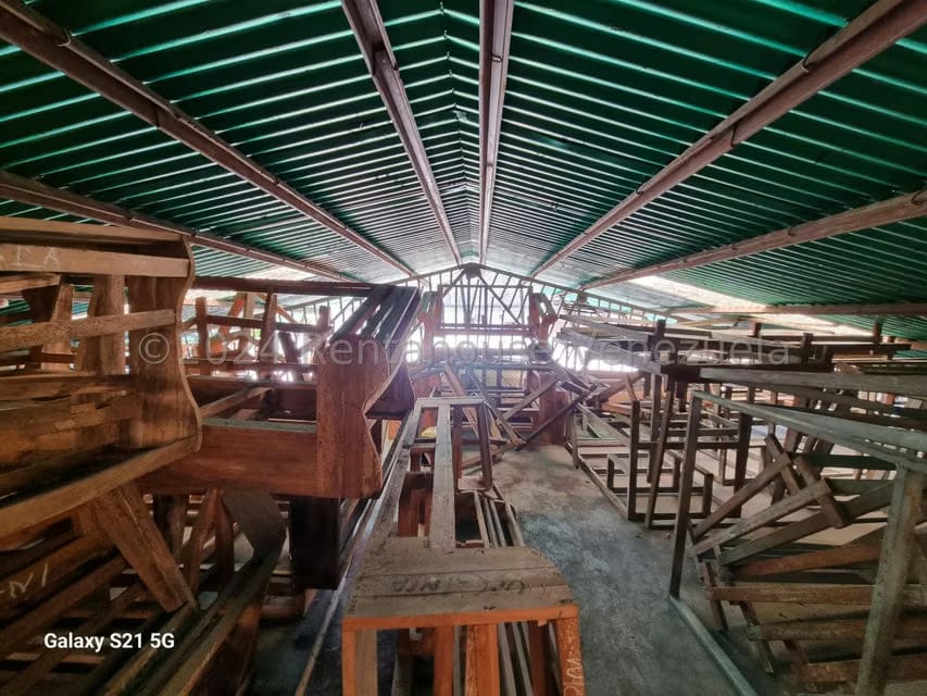 Comercial (Local Comercial) en Venta en Los Rosales, Distrito Metropolitano - 76