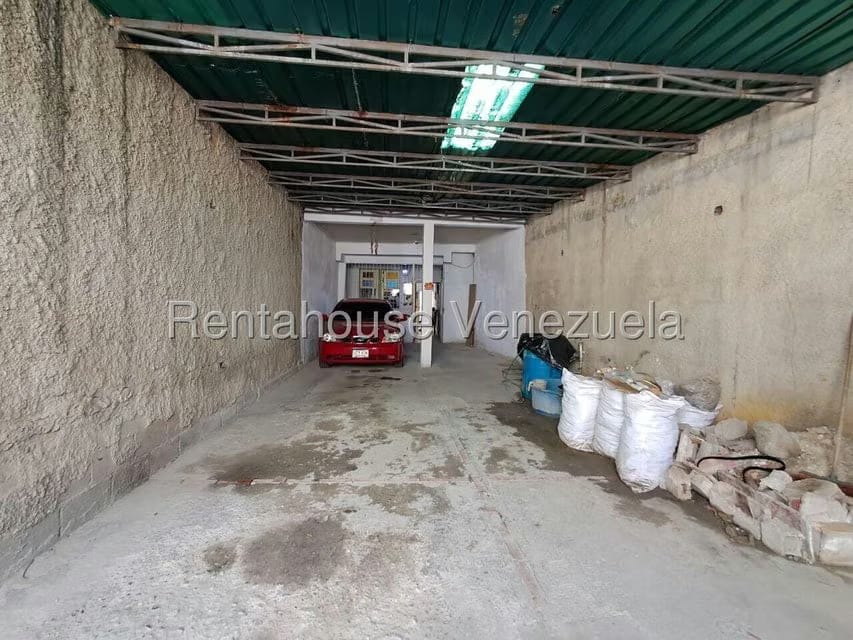 Casa (1 Nivel) en Venta en Parroquia Catedral, Lara - 2