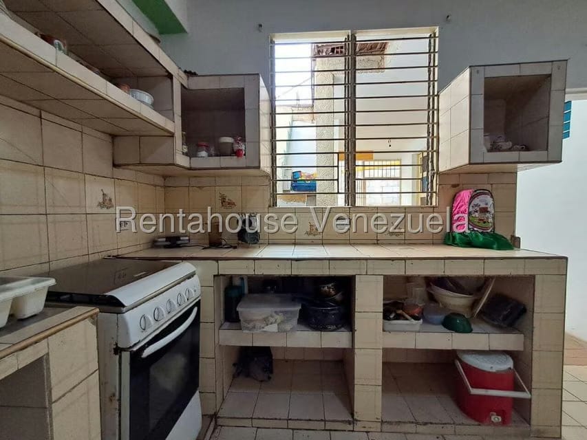 Casa (1 Nivel) en Venta en Parroquia Catedral, Lara - 14