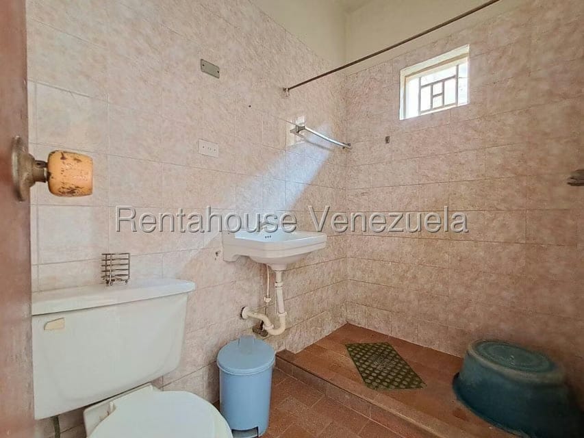 Casa (1 Nivel) en Venta en Parroquia Catedral, Lara - 37