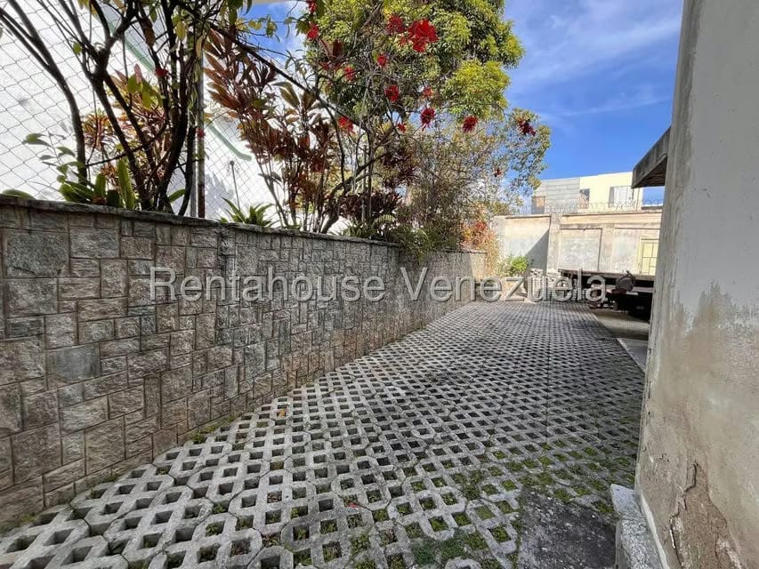 Casa (Multipes Niveles) en Venta en Altamira, Distrito Metropolitano - 3