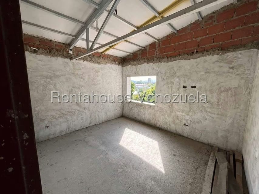 Casa (Multipes Niveles) en Venta en Altamira, Distrito Metropolitano - 27