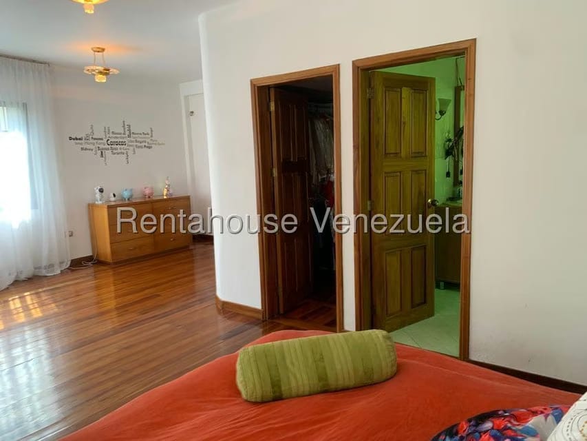Casa (1 Nivel) en Venta en Los Naranjos del Cafetal, Distrito Metropolitano - 25