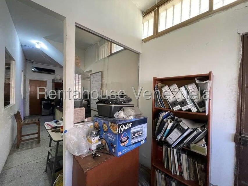 Comercial (Local Comercial) en Venta en Centro, Aragua - 11