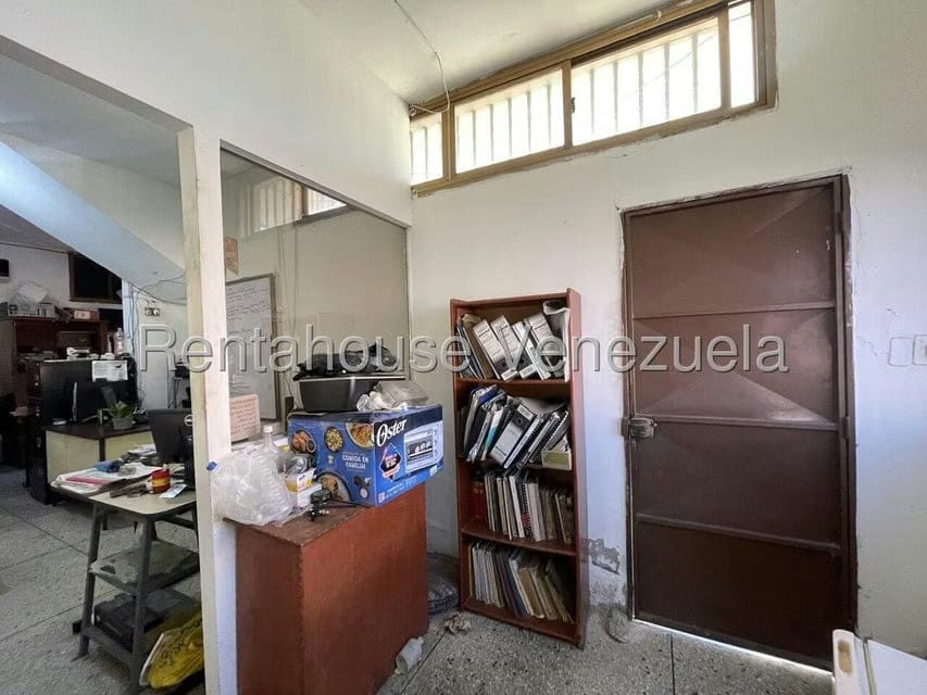 Comercial (Local Comercial) en Venta en Centro, Aragua - 12