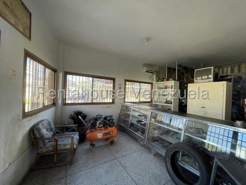 Comercial (Local Comercial) en Venta en Centro, Aragua - 3