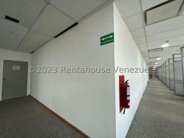 Comercial (Local Comercial) en Alquiler en El Recreo, Distrito Metropolitano - 12