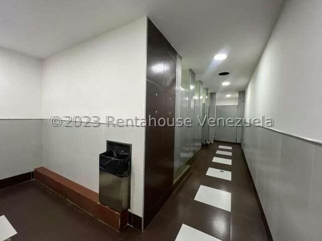 Comercial (Local Comercial) en Alquiler en El Recreo, Distrito Metropolitano - 19