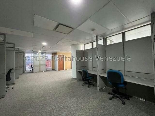 Comercial (Local Comercial) en Alquiler en El Recreo, Distrito Metropolitano - 5