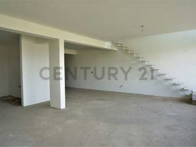 CENTURY 21 Confort Vende exclusivo - 2