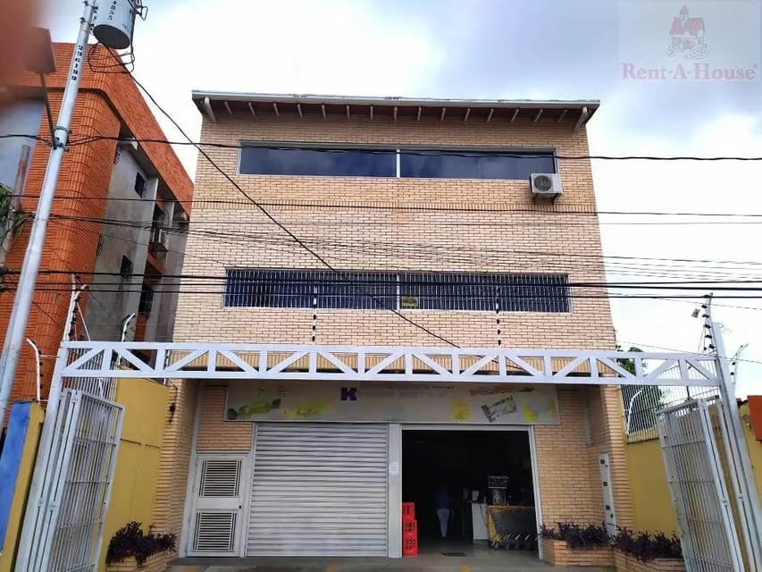 Comercial (Edificio) en Venta en La Mata, Lara
