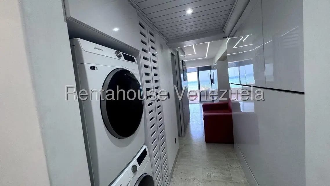 Apartamento (1 Nivel) en Venta en Playa Grande, Vargas - 11