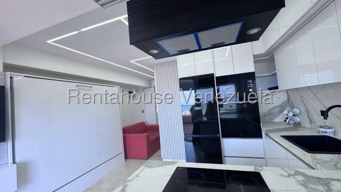 Apartamento (1 Nivel) en Venta en Playa Grande, Vargas - 4