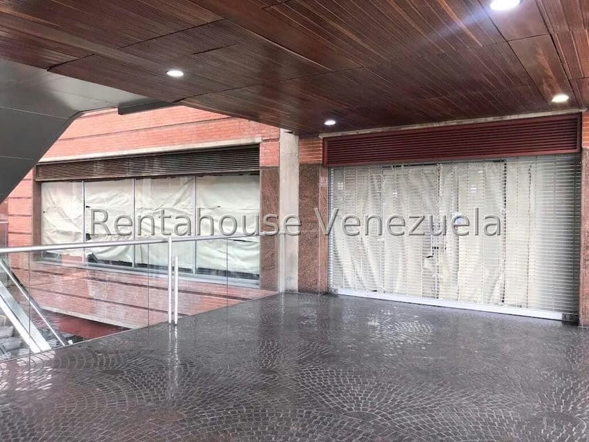 Comercial (Local Comercial) en Alquiler en La Castellana, Distrito Metropolitano - 2