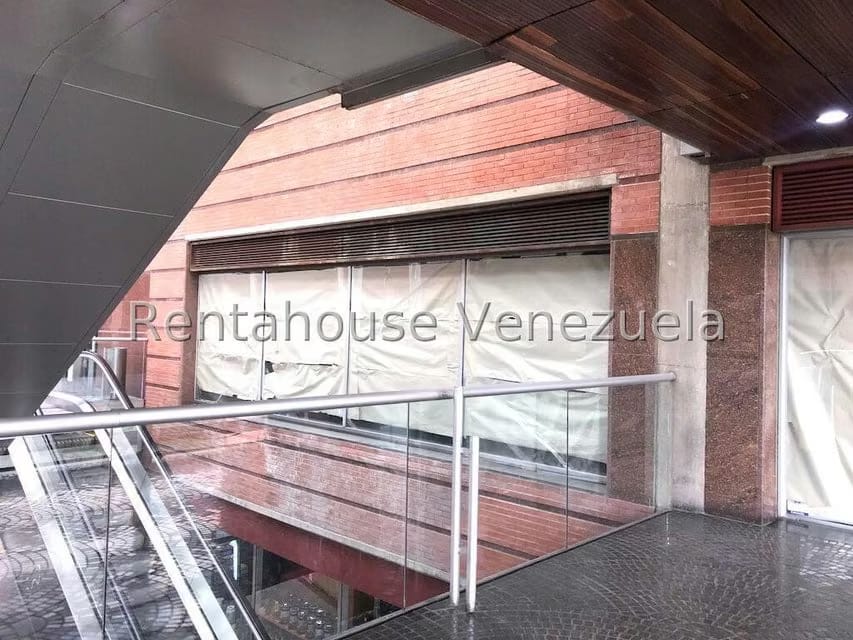 Comercial (Local Comercial) en Alquiler en La Castellana, Distrito Metropolitano - 14