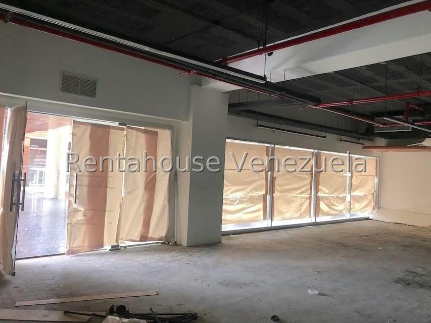 Comercial (Local Comercial) en Alquiler en La Castellana, Distrito Metropolitano - 4