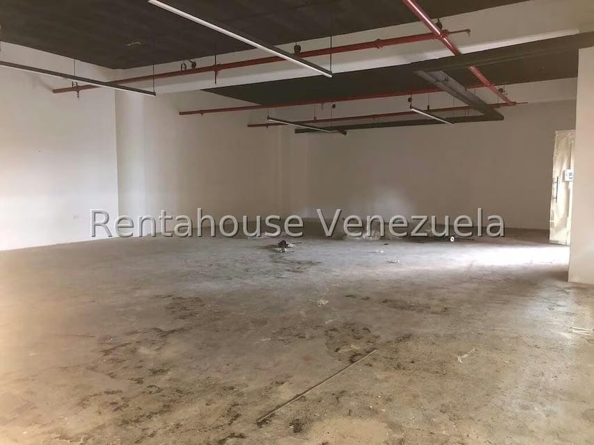 Comercial (Local Comercial) en Alquiler en La Castellana, Distrito Metropolitano - 10