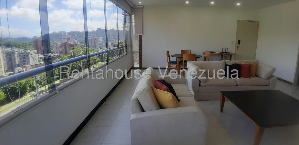 Apartamento (1 Nivel) en Alquiler en Lomas de La Alameda, Distrito Metropolitano - 12