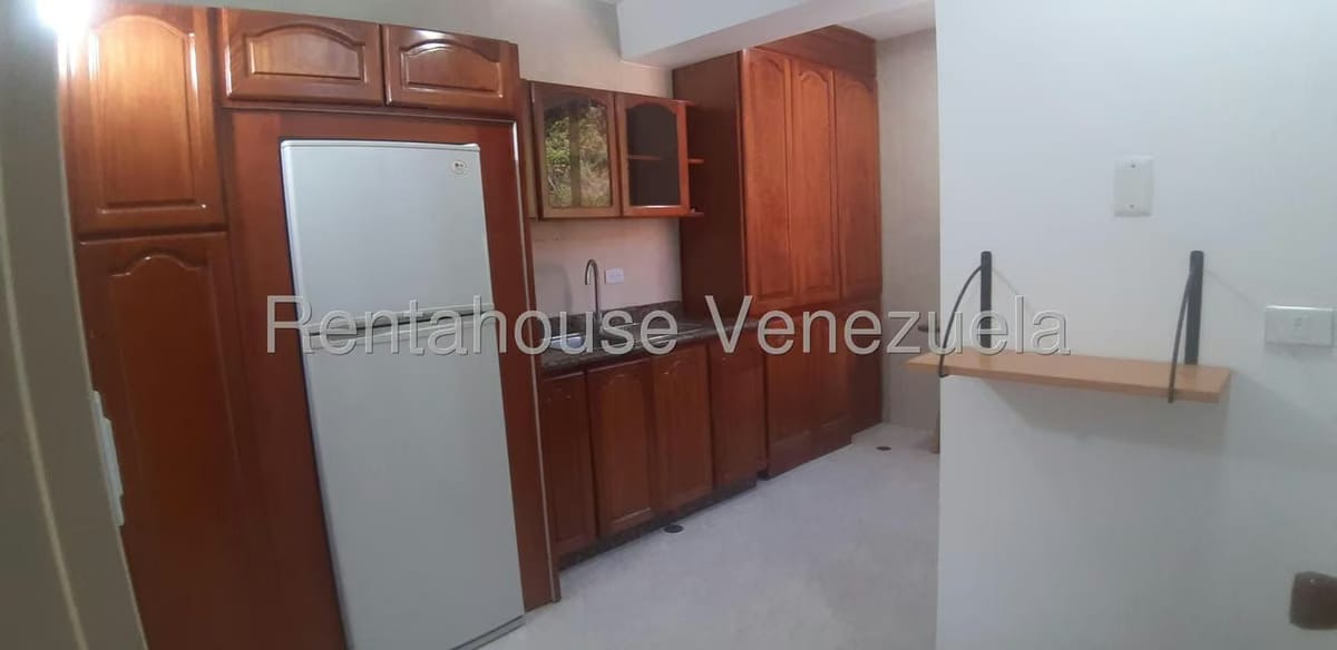 Apartamento (1 Nivel) en Alquiler en Lomas de La Alameda, Distrito Metropolitano - 15