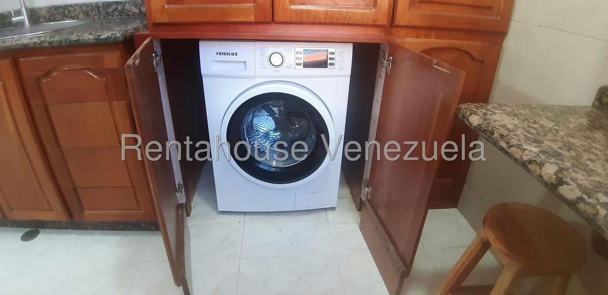 Apartamento (1 Nivel) en Alquiler en Lomas de La Alameda, Distrito Metropolitano - 18