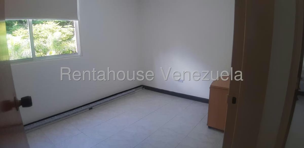 Apartamento (1 Nivel) en Alquiler en Lomas de La Alameda, Distrito Metropolitano - 33