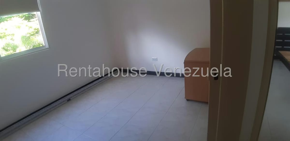 Apartamento (1 Nivel) en Alquiler en Lomas de La Alameda, Distrito Metropolitano - 34