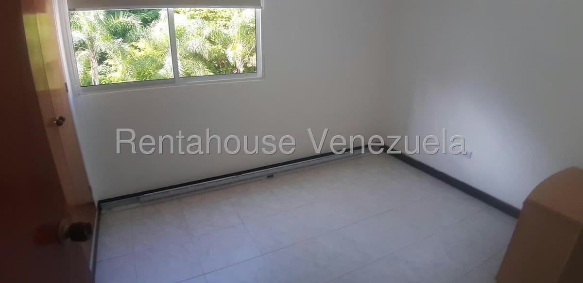 Apartamento (1 Nivel) en Alquiler en Lomas de La Alameda, Distrito Metropolitano - 35