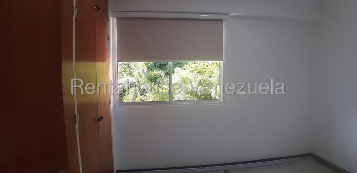 Apartamento (1 Nivel) en Alquiler en Lomas de La Alameda, Distrito Metropolitano - 36