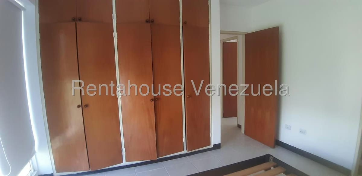 Apartamento (1 Nivel) en Alquiler en Lomas de La Alameda, Distrito Metropolitano - 43